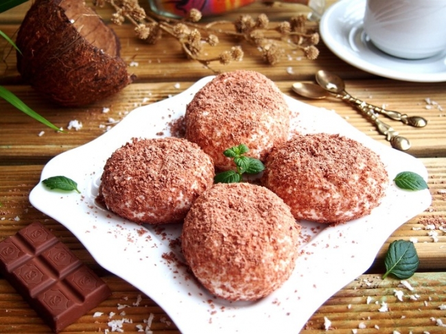 Десерт "А-ля кокос" Десерт "А-ля кокос"