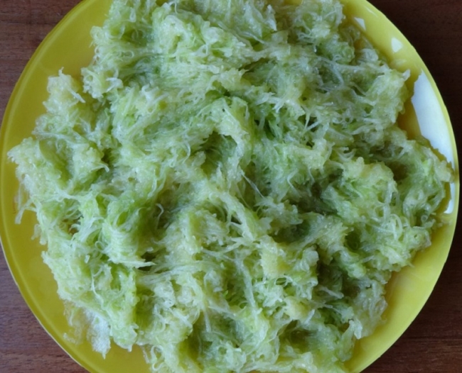 Жареное куриное филе с творожной начинкой Жареное куриное филе с творожной начинкой